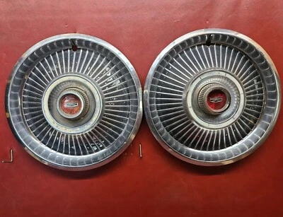 Ford Fairlane Falcon 1969 1970 tapacubos 14" par de cubiertas de rueda antiguas vintage Foto 1 de 4