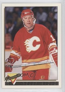 1993-94 Topps Premier Gold Premier Kelly Kisio #455