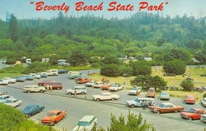 '57 Chevy, Corvair Greenbrier, Autos im Beverly Beach State Park, Oregon - Bild 1 von 2