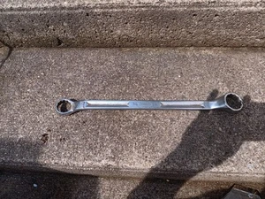 Large Snap-On XV-3440 1-1/16" 1-1/4" Offset Box End Wrench XV3440 - Picture 1 of 7