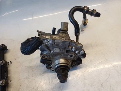 16CK Mercedes Benz W204 W212 C-Class High-Pressure Pump 6510701201 - Image 1 of 4
