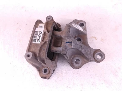 2019 Chevrolet Traverse Transmission Mount - 3.6L Fwd 84382027 - Image 1 of 4