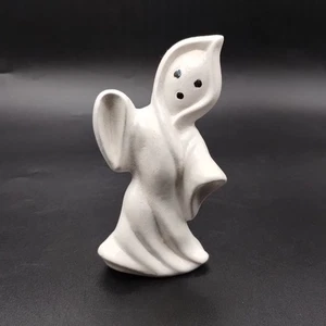 Halloween Fantasma Espeluznante Estatuilla Cerámica Acabado Brillante 4 1/2" Mini Decoración - Imagen 1 de 11