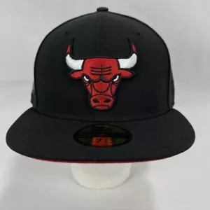 New Era 59FIFTY CHICAGO BULLS BLACK Trophy Patch RED UV FITTED HAT 7 1/4 NWT - Picture 1 of 5