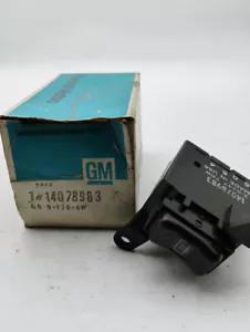 GM 14078983 Window Defroster Switch NOS Made in USA - Picture 1 of 7