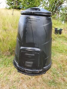 Blackwall Compost Bin