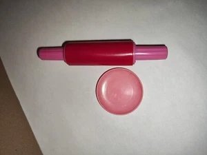 Vintage Redbox Toy Plate Plus A Toy Rolling Pin Pink Plastic - Picture 1 of 10