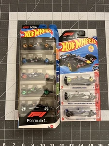 Hot WheelsFormula 1 Racing 5 Pack,Mainline Variants, Redbull,Williams, Mercedes - Picture 1 of 3