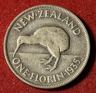 New Zealand Florin 1935 Silver Coin KM#4 T7918 - Image 1 of 2