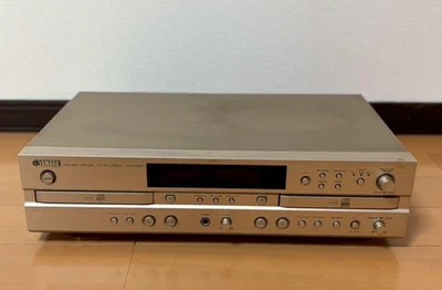 JUNK Yamaha CDR-D651 dual music CD Recorder - Image 1 of 4