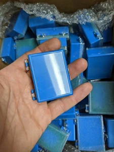 36 PLASTIC HINGED BOXES 2.25" x 1.75" x 1" CRAFT JEWELRY STORAGE BEADS SNAP 1/4 - Picture 1 of 6
