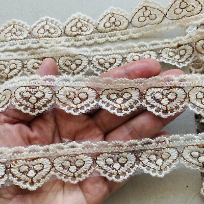 2 Yards Beige Heart Border/Ribbon Lace Trim for Sewing/Crafts/Bridal/1" Wide - Image 1 of 4