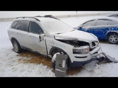 Used Front Exterior Door Handle fits: 2008 Volvo XC90 pull handle only door fron - Image 1 of 4