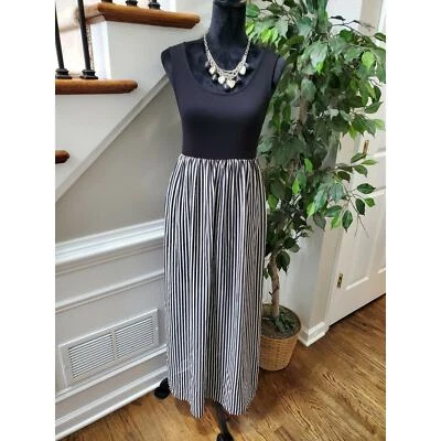 Forever21 Women's Black & White Viscose Sleeveless Round Neck Long Maxi Dress M - Image 1 of 4