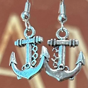 Nautical Anchor and Chain Earrings – Ocean-Inspired Jewelry for Sea Lovers - Picture 1 of 2