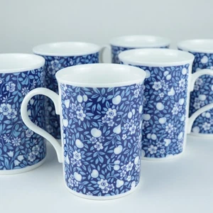 Crown Trent England blau Blumen Bone China Tassen-Set 6 - 4" hoch Vintage - Bild 1 von 5
