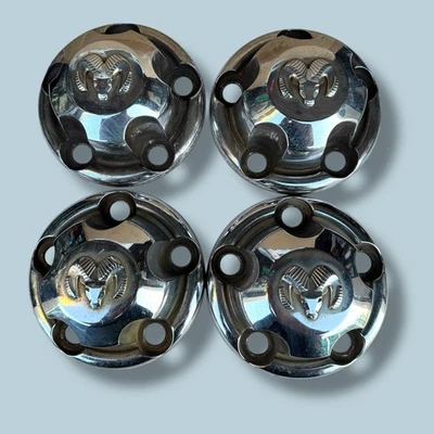 Dodge Ram 1500 Juego de 4 tapas centrales, 1993-2002, cromo, pieza # 52038267 Foto 1 de 4