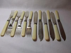 12 Piece Set Vintage Tudor Plate Fish Fork & Knives bovine handle silverplate - Picture 1 of 7