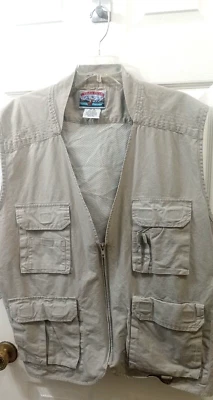 Field & Stream Fishing Vest Mens Sz XL Khaki Pockets Outdoors Adventure Zip Fly  - Image 1 of 4