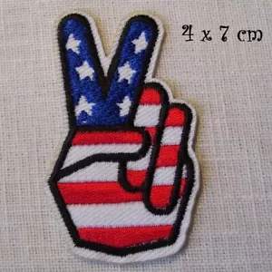 ÉCUSSON PATCH - MAIN VICTOIRE DRAPEAU USA ** 4 x 7 cm ** Applique thermocollante - Picture 1 of 1