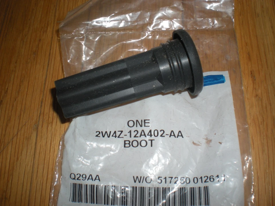 NOVO OEM 2002 03 04 05 06 LINCOLN LS TAURUS BOBINA DE IGNIÇÃO PLUG BOOT - Imagem 1 de 1