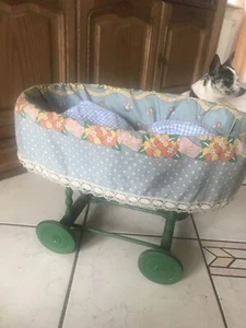 50er Jahre Alter Puppenwagen, Korb ca. 50 x 37 x 30 cm, handgenähte Puppenkissen - Bild 1 von 12