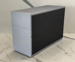 Titanium FormD T1 - Mini ITX - Small Form Factor (SFF) PC Case - Photo 1/15