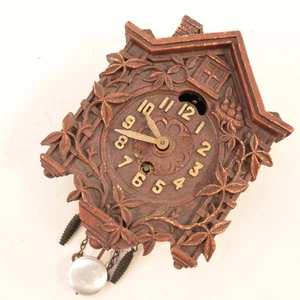 Lux Pendulette Novelty Clock - XC401 - Picture 1 of 3