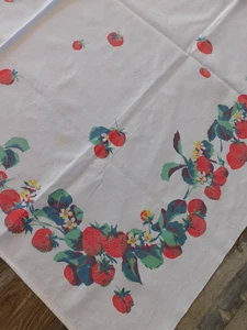 Vintage Strawberry Linen Square Tablecloth - Picture 1 of 12
