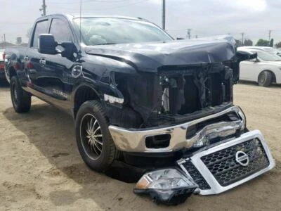 Parasol derecho pasajero sin iluminación compatible con 16-17 TITAN XD 345920 Foto 1 de 4