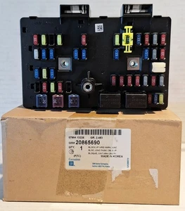 Nuevo bloque de conexiones relé caja de fusibles motor Saturn Vue 2008-2010 2,4 L 20865690 - Imagen 1 de 2