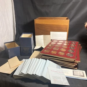 Medallas Franklin Mint Bicentenario Historia de los Estados Unidos 200 1776-1975 - Imagen 1 de 24