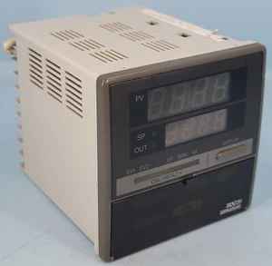 YAMATAKE C315GA050500 AZBIL SDC31 CONTROLLER - Bild 1 von 4