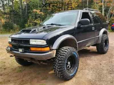 Guardabarros estilo extensión pintable para Chevrolet Blazer 95-05 94-03 S10 Foto 1 de 4