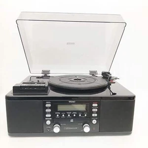 TEAC CD Recorder, Cassette Deck & AM/FM Tuner LP-R660USB PARTS ONLY - Picture 1 of 3