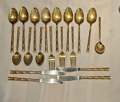 19 cucharas/tenedores y cuchillos vintage de bambú de acero inoxidable hechos en Japón  Foto 1 de 4