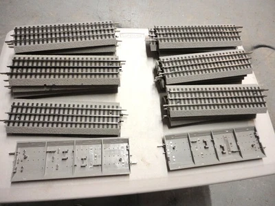Lionel FasTrack 10" Straight Track O Gauge Lot Of 24 - Image 1 of 4