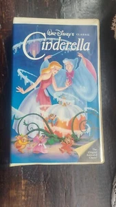 Walt DISNEY COLLECTOR Black Diamond Cinderella - Photo 1/4