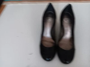 WOMAN'S BEAUTIFUL BLK PATENT LEATHER HIGH HEELS CUTOUT PATTERN by GIANNI BINI 7 - Picture 1 of 4