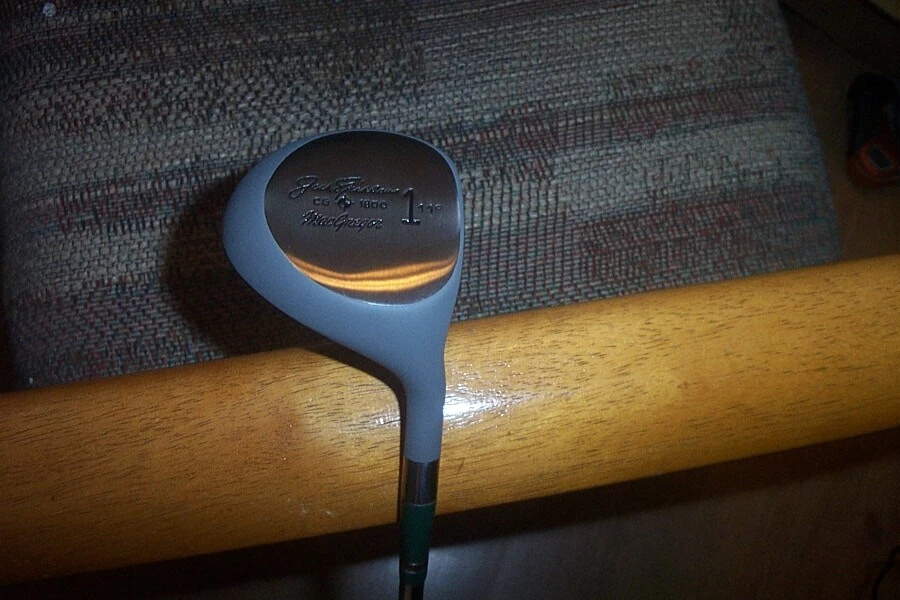 BRAND NEW Vintage Macgregor CG 1800 11 degree offset steel RH - Image 1 of 4