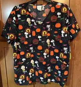 New!Peanuts Snoopy & Charlie Brown Women's Halloween Scrub Top. Size 3X.Too Cute - Picture 1 of 3