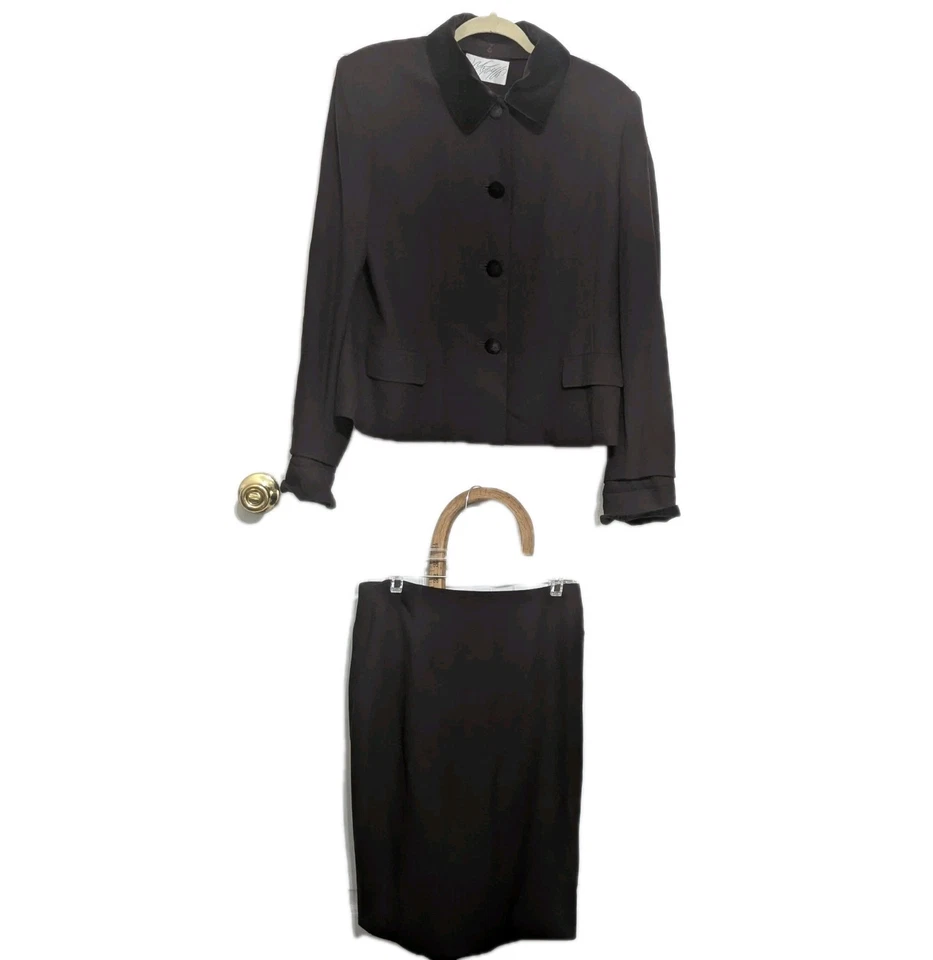 Conjunto de traje falda ciruela oscura 100 % lana Lord & Taylor vintage para mujer talla 10 4 botones Foto 1 de 4