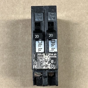 Disyuntor Siemens ITE Q2020 20 amperios tándem 1 polo tipo QT 10 k chip .7 - Imagen 1 de 8