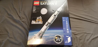 LEGO 21309 NASA Apollo Saturn V (New) - Image 1 of 4