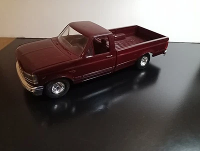 1/25 AMT ERTL 1993  FORD F-150 MEDIUM CABERNET PROMO - Image 1 of 4