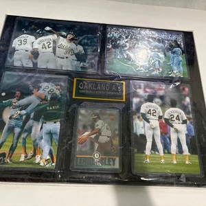 Mark McGwire 1989 Rare World Series champions Oakland A’s sports memorabilia  - Picture 1 of 8