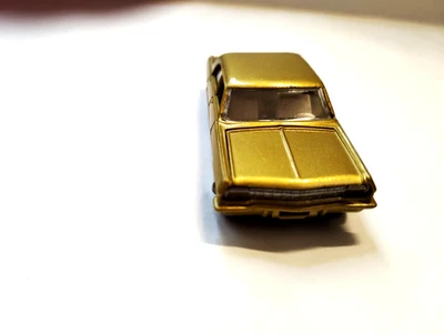 Matchbox Lesney  Series Nr°36 OPEL DIPLOMAT Gold Anhängerkupplung Lagerfund TOP - Bild 1 von 4
