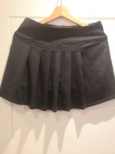 NWT Vuori Medium Women's Halo Performance Tennis Skirt Black Heather VW3006 - Picture 1 of 4