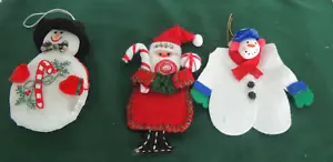 Set 3 decorazioni natalizie vintage Babbo Natale e pupazzi di neve FELTRO BABBO NATALE FATTI A MANO - Foto 1 di 5