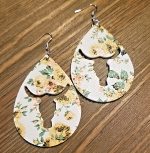 Yellow Flower Cow Skull Cut Out Drop Dangle Hook Earrings Southwest Cowgirl - Picture 1 of 3